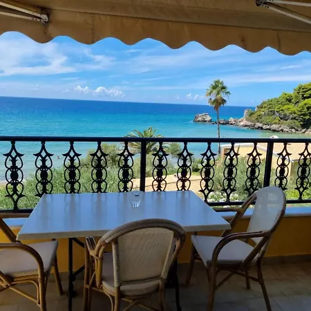 Corfu Menigos 40 Apartmán *