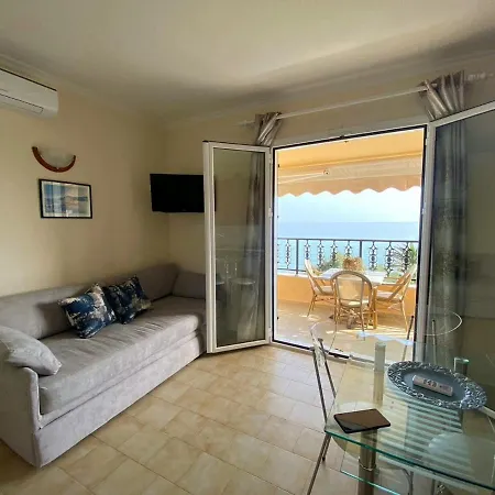 Corfu Menigos 40 * Γλυφάδα