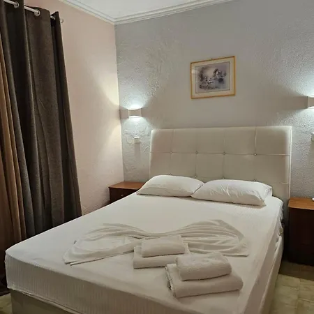 Type Aa5rcocomat Bed Quality Apartment Glyfada (Corfu)